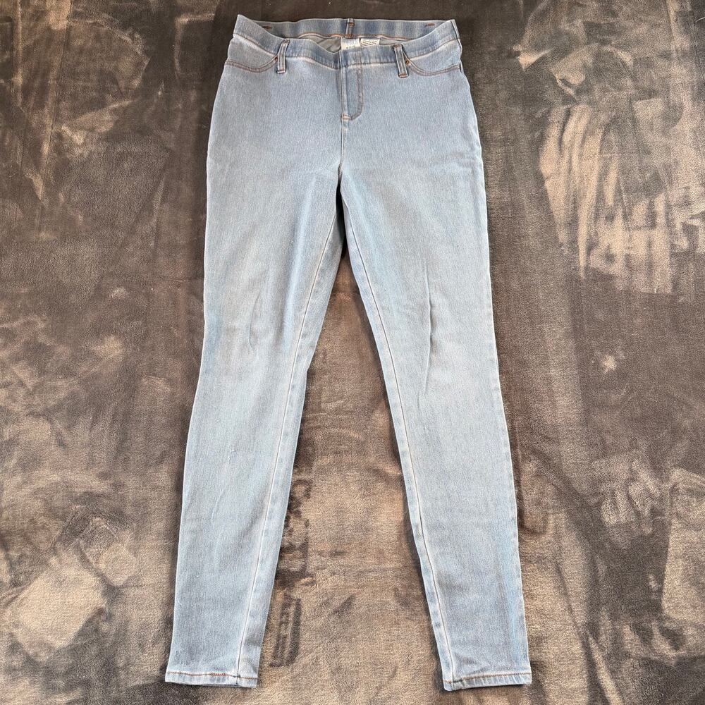 Time and Tru Women's M 8-10 Light Wash Mid Rise Skinny Stretch Jeans
